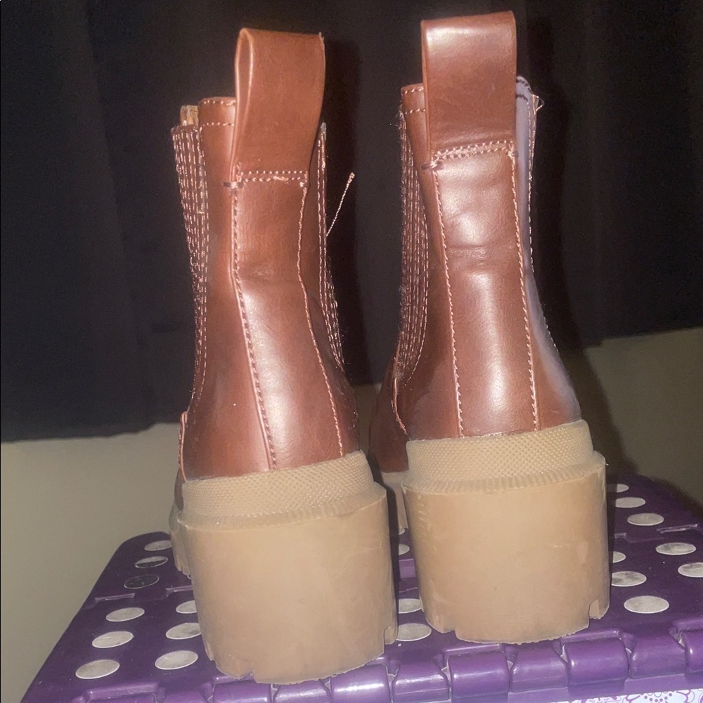 Brown Leather Ankle Boots - Picture 4 of 6